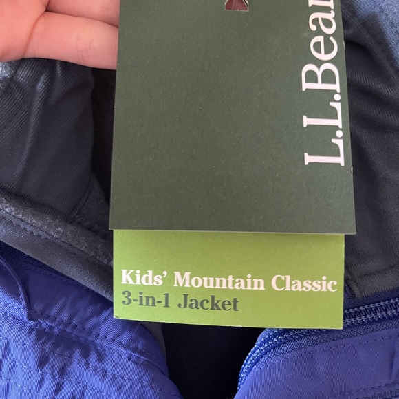 L.L Bean kinds 3-in-1 Jacket - Picture 5 of 9